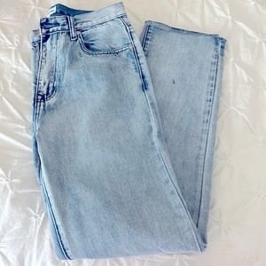 Superdown Ramona Straight Jean in vintage blue